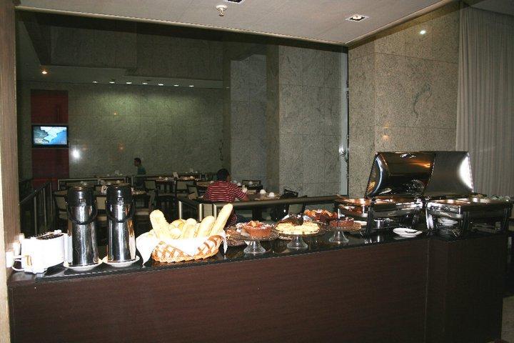 Bristol Merit Hotel Belo Horizonte Restaurant bilde